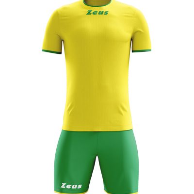ENSEMBLE SHORT ET MAILLOT D'AUTOCOLLANTS